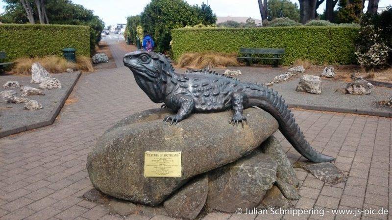 Tuatara statue in front of the museum
